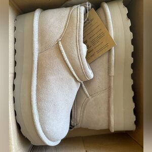 BearPaw Retro Super Shorty Ankle Boots - Mushroom